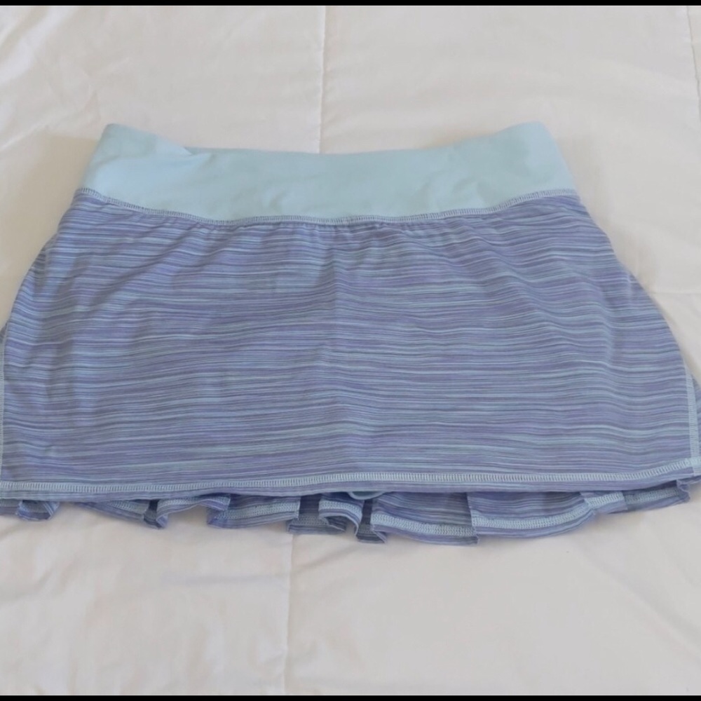 Lululemon tennis skirt skort size 6.
